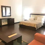 Zamalek Home Central Spacious 2 Bedroom With Full Kitchen