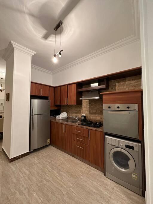 Apartment Zamalek Spacious 2 Bedroom With Full Kitchen