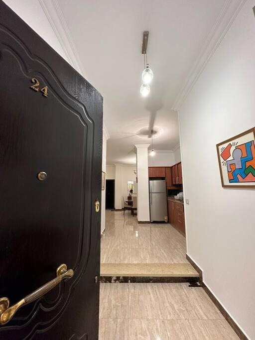 Apartment Zamalek Spacious 2 Bedroom With Full Kitchen *