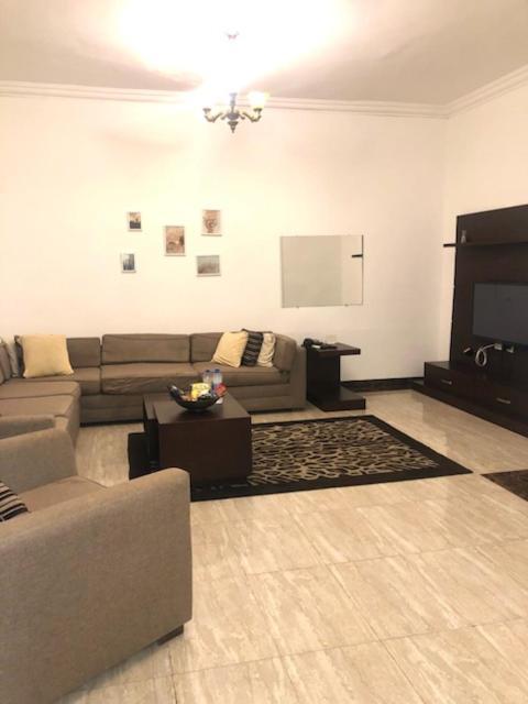 Zamalek Spacious 2 Bedroom With Full Kitchen Cairo